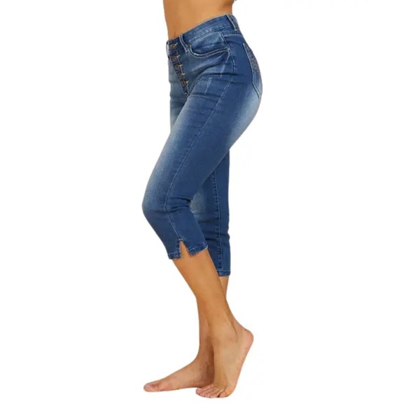 SUZANNE BETRO • Women’s Cropped Capri Jeans - Picture 4 of 8